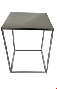 Suporte Cubo Prata M 14cmC 18cmA