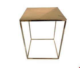 Suporte Cubo Dourado M 14cmC 18cmA
