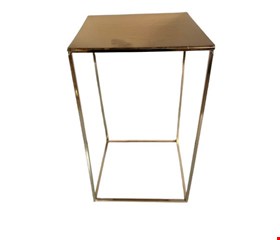 Suporte Cubo Dourado G 15cmC 25cmA 