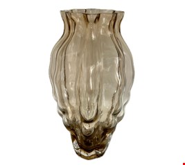 Vaso Ambar Vidro Orgânico 24cmA 9cmD