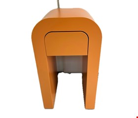 Mini Cômoda Cubo Ponte Laranja Laqueada 71cmA 40cmL 35cmP 