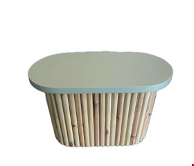 Mesa Oval Pinus e Verde Laqueada 48cmA 69cmL 35cmP