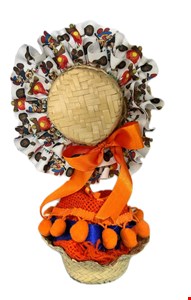 Temático São João - Centro de Mesa Chapéu Palha Decorado Branco e Laranja