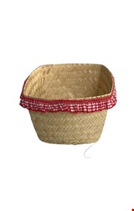 Temático São João - cesta Palha Decorada Babado Quadriculado Vermelho P