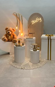 Decoração Infantil - Chá de Bebê Dourado & Branco II