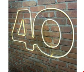 Letreiro Led número 40 (Led Quente, Luz Amarela) - 