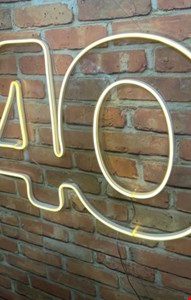 Letreiro Led número 40 (Led Quente, Luz Amarela) - 