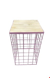 Mesa Cubo Telada Ferro Rosa  M 34cmC 60cmA