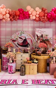 Kit Adulto Luxo - Boiadeira Ana Castela IV Kit Adulto Luxo - Boiadeira Ana Castela IV