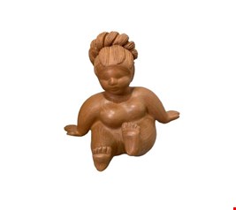 Escultura Gordinha Sentada em Barro Marrom 27cmA