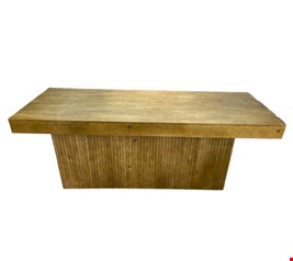 Mesa retangular madeira ripada 220cmL 81cmA Mesa retangular madeira ripada 220cmL 81cmA