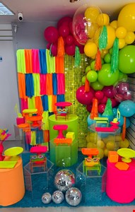 Kit Adulto Luxo - Carnaval Neon XX