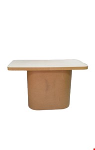 Mesa Retangular Base Oval Personalizada MDF 1,32cmL X 81cmA