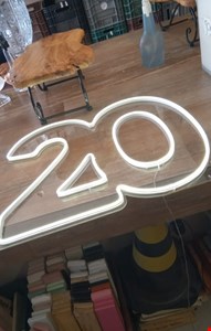 Número em Led - 20 Luz Branca / Branco Frio