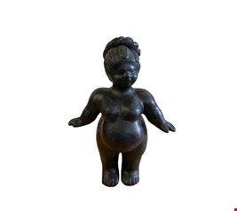 Escultura Gordinha em Barro Preta 38cmA 