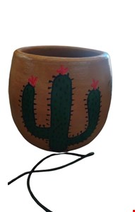 Cachepot em barro Redondo com cacto verde e ponta colorida- 13cmA 