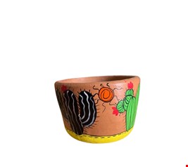Cachepot em barro com cacto verde e preto - 13cmA Cachepot em barro com cacto verde e preto - 13cmA