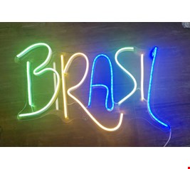 Letreiro em Led - Brasil / Futebol 35cmL 20cmA Letreiro em Led - Brasil / Futebol 35cmL 20cmA