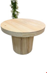 Mesa redonda Pinus Clara base ripada 80cmA x 1,04cmD Mesa redonda Pinus Clara base ripada 80cmA x 1,04cmD
