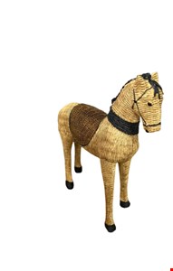 Temático Fazendinha- Cavalo de Resina Marrom 25cmA