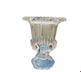 Cachepot Pés Liso Vidro Borda Curvada 15cmA 11cmD Cachepot Pés Liso Vidro Borda Curvada 15cmA 11cmD