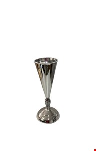 Vaso Cone Prata 31cmA 11cmD Vaso Cone Prata 31cmA 11cmD