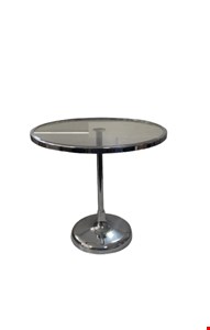 Suporte de Doces Redondo Alto Prata com Vidro G 29cmA 30cmD (Novo) Suporte de Doces Redondo Alto Prata com Vidro G 29cmA 30cmD (Novo)