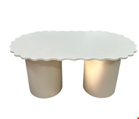 Mesa Bege Baixa ( Off White) 1.10cmL 51cmA 60cmP Mesa Bege Baixa ( Off White) 1.10cmL 51cmA 60cmP