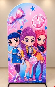 Painel Oval Vertical Tecido Sublimado Guerreiras do Kpop 2mA X 1mL