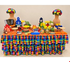Kit Adulto Luxo- São João de Mesa XVII Kit Adulto Luxo- São João de Mesa XVII