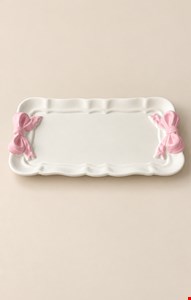 Bandeja Retangular Babado Com Dois Laço Rosa 19cmL 12cmD PP Bandeja Retangular Babado Com Dois Laço Rosa 19cmL 12cmD PP