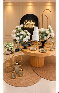 Decoração Adulto - Preto e Dourado Decoração Adulto - Preto e Dourado